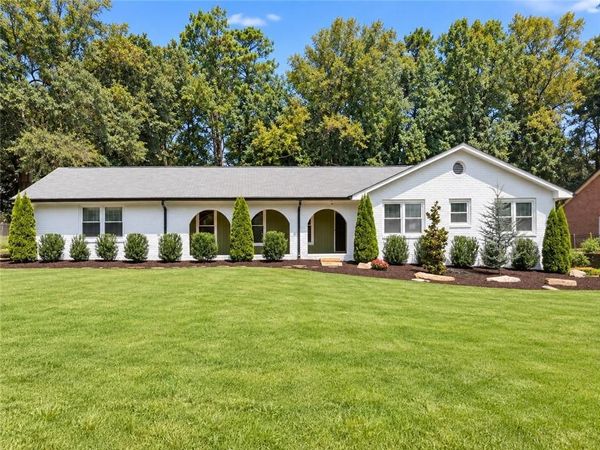 735 Lake Charles Way, Roswell, GA 30075