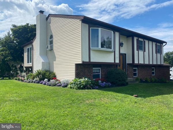 3102 DUCKWORTH DRIVE, POTTSTOWN, PA 19464