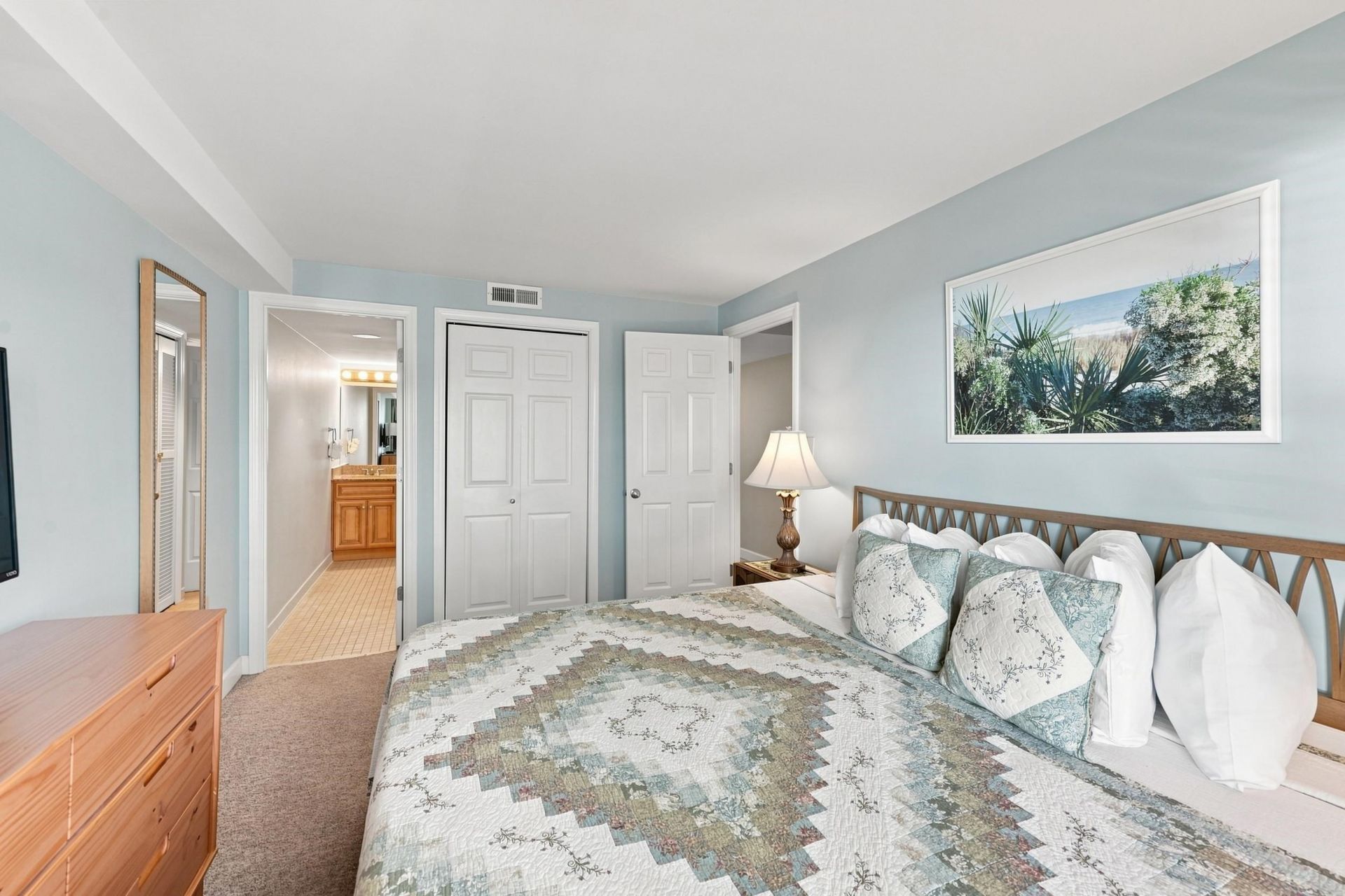 5511 Ocean Blvd. N Photo 11