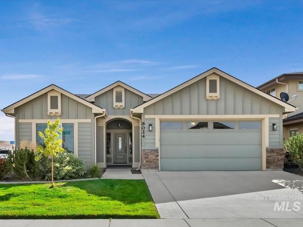 8024 S Red Cliff Ave, Boise, ID 83716
