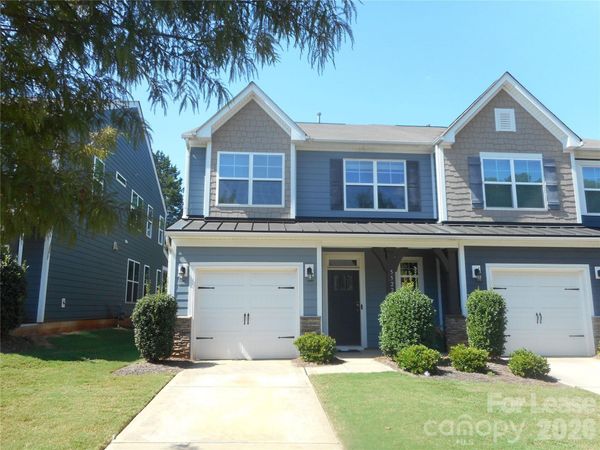 5522 Harris Cove Drive , Charlotte, NC 28269