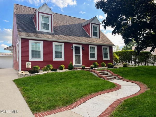 143 Rock Street, Fostoria, OH 44830