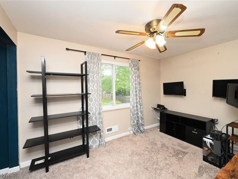 6752 Crestwood Lane, Olmsted Township, OH 44138 Photo 20