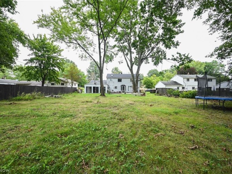 6752 Crestwood Lane, Olmsted Township, OH 44138 Photo 32