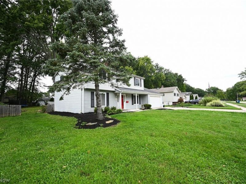 6752 Crestwood Lane, Olmsted Township, OH 44138 Photo 34