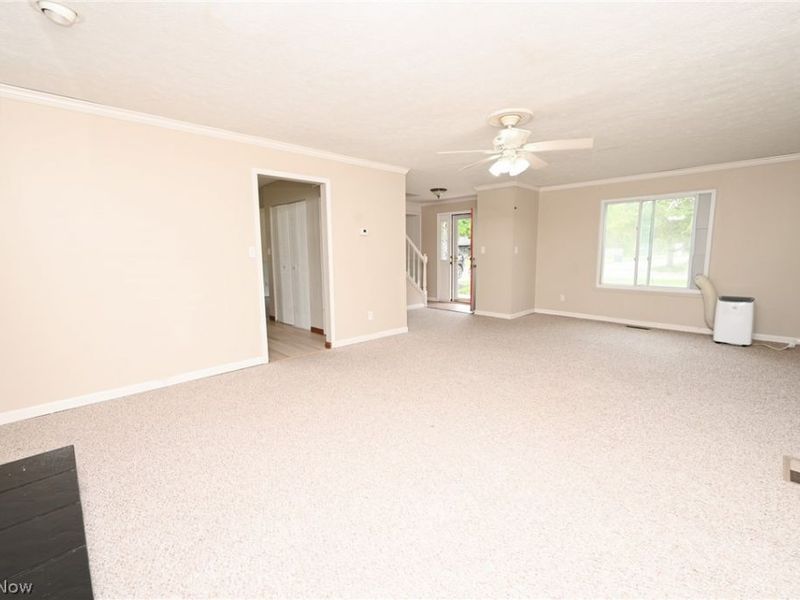 6752 Crestwood Lane, Olmsted Township, OH 44138 Photo 6