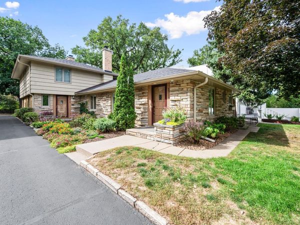 2719 W 28th Street, Minneapolis, MN 55416