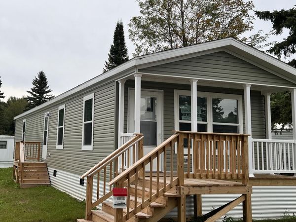 37 Korda Drive, Duluth, MN 55808