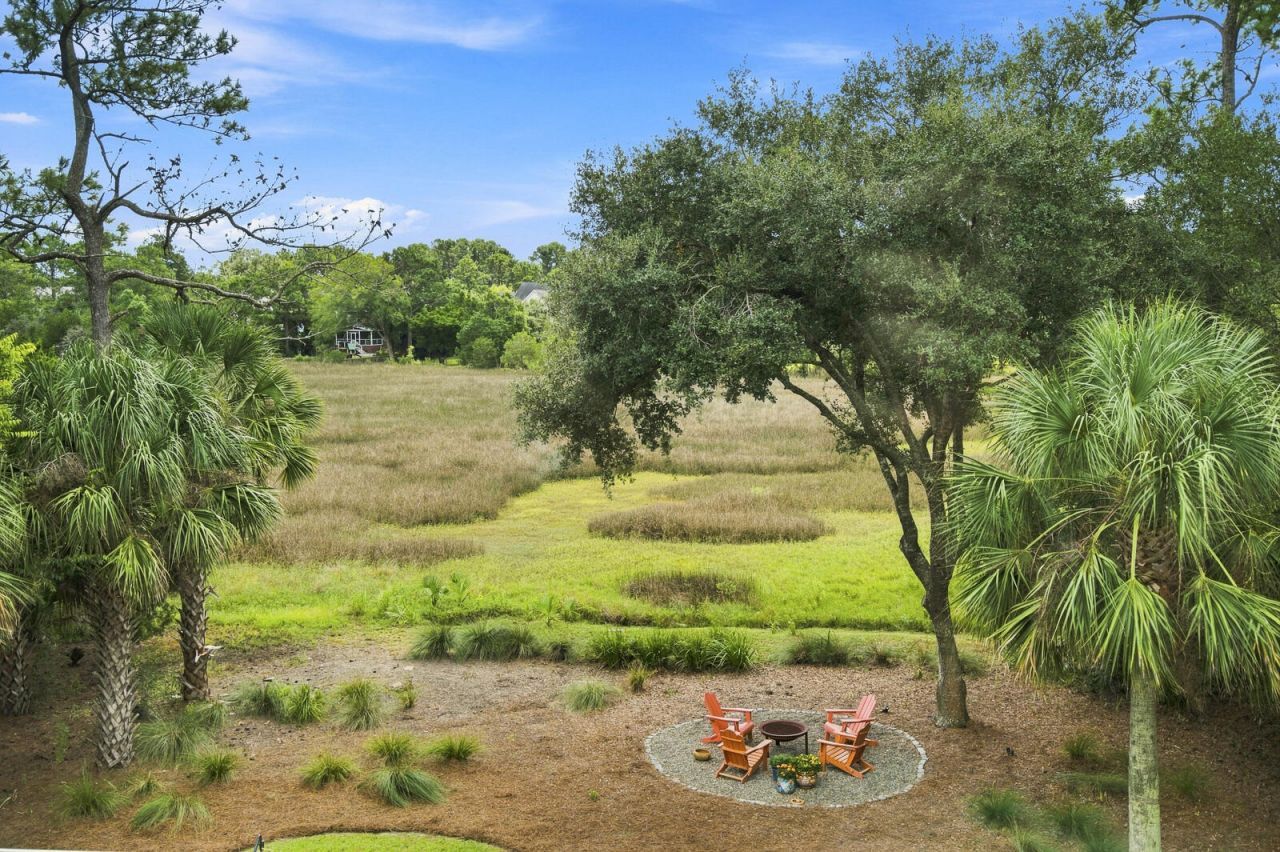 558 Island Walk E Photo 21