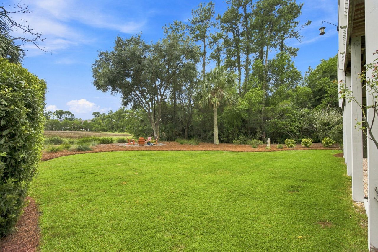 558 Island Walk E Photo 48