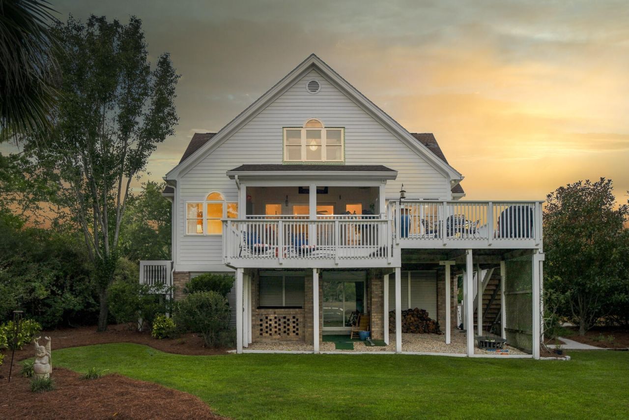 558 Island Walk E Photo 50