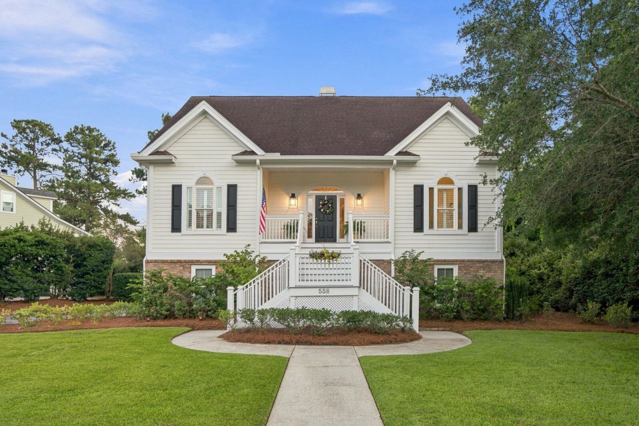 558 Island Walk E Photo 51