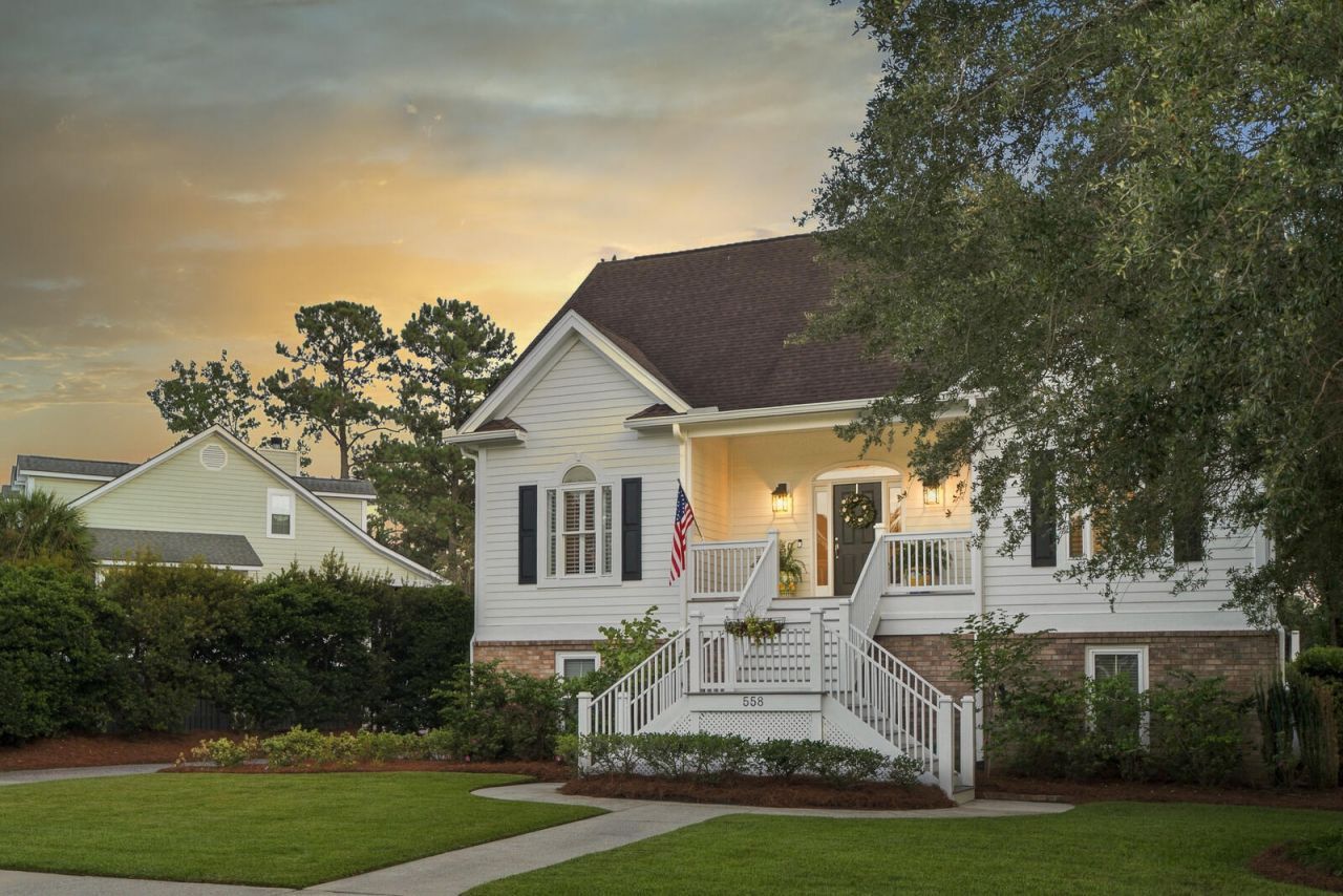 558 Island Walk E Photo 52