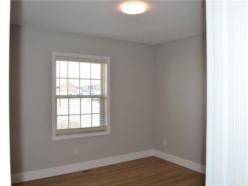 8490 Woodgrove Drive, Washington Township, OH 45458 Photo 6