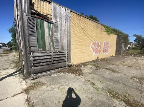 Main Photo