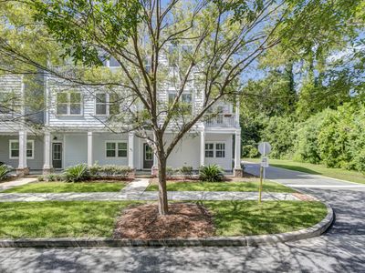 123 Sabal Court, Summerville, SC 29483