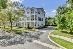 123 Sabal Court photo 4