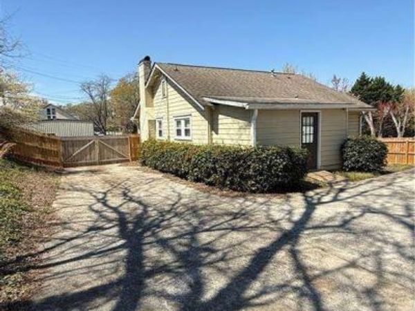 99 Merritt Street SE, Marietta, GA 30060