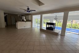 548 Westlawn Road  photo 4