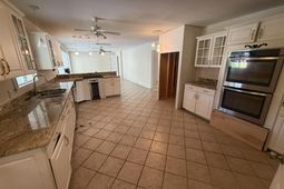 548 Westlawn Road  photo 4