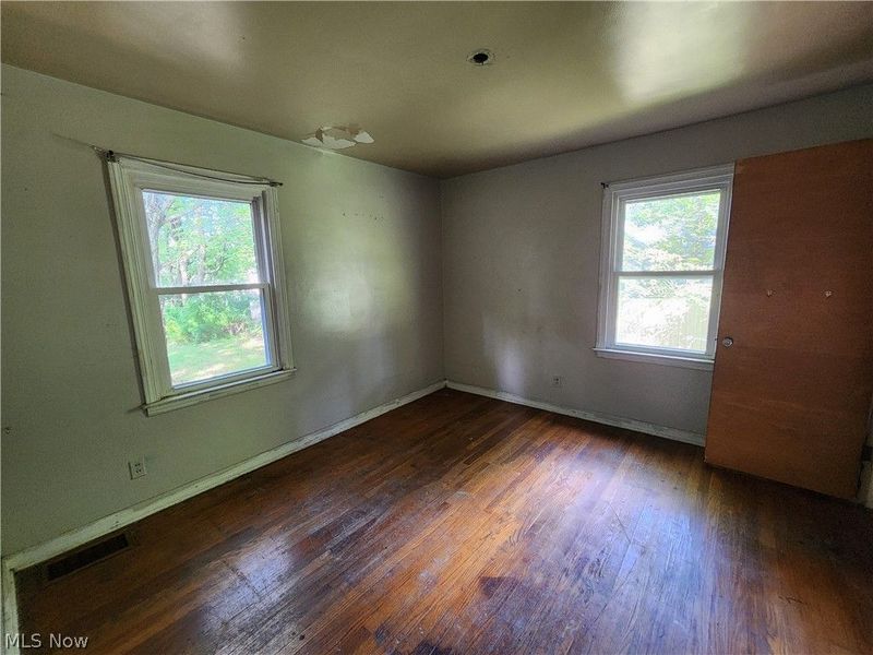 801 Kenilworth Avenue NE, Warren, OH 44483 Photo 8