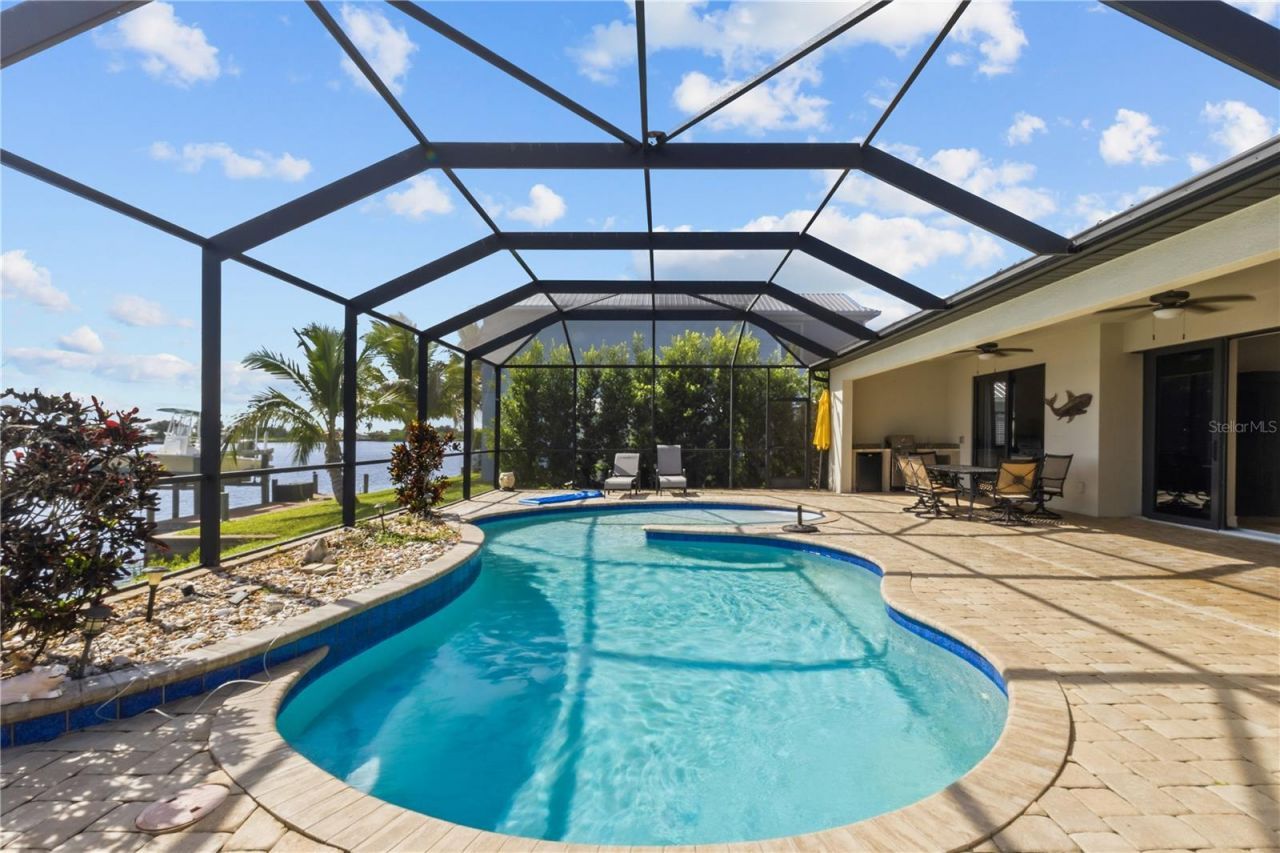 349 Springview Circle Nw, Port Charlotte, FL 33948 Photo