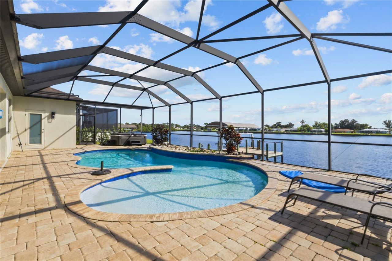 349 Springview Circle Nw, Port Charlotte, FL 33948 Photo