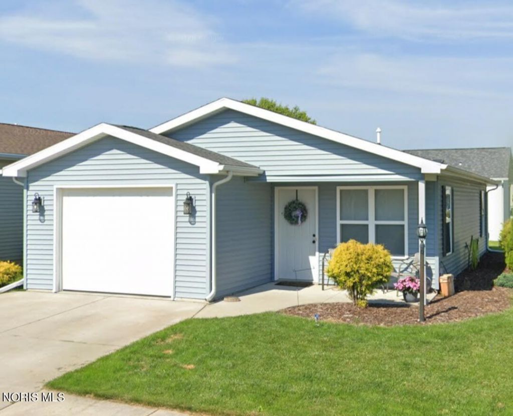 2240 Redbud Lane, Delta, OH 43515 Main Photo