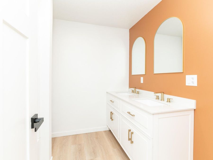 Property Image 103