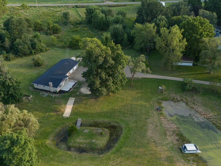 Property Image 100