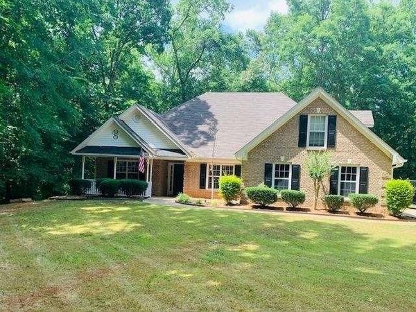 155 RoseWalk Drive , Covington, GA 30016