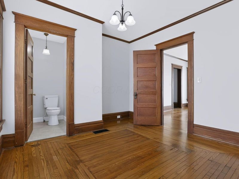 519 E Main Street , Hebron, OH 43025 Photo 8