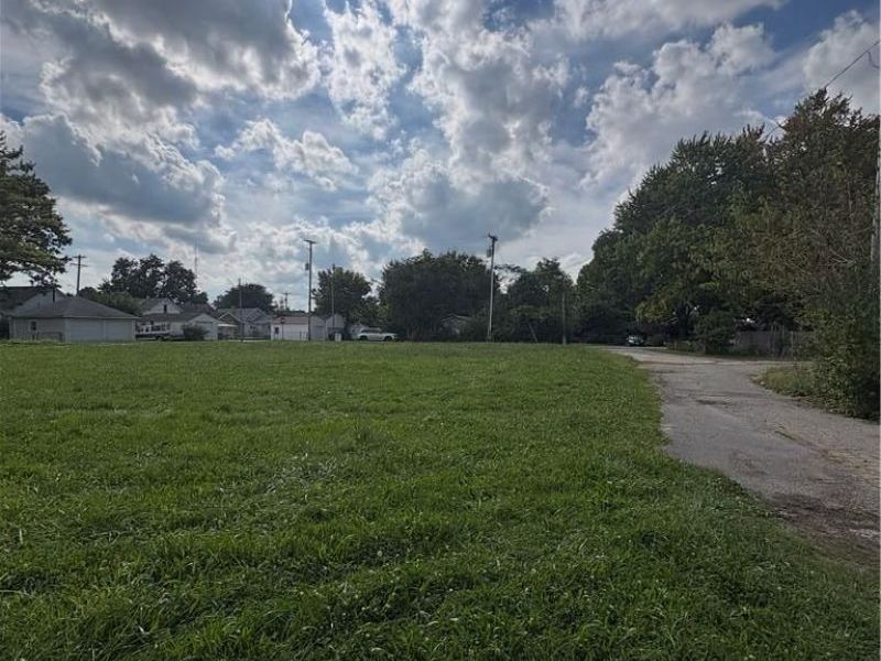 240 E Main Street, Piqua, OH 45356 Photo 5