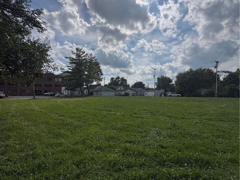 240 E Main Street, Piqua, OH 45356 Photo 6