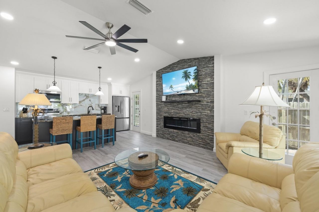 534 Piedmont Rd, Sanibel, FL 33957 Photo