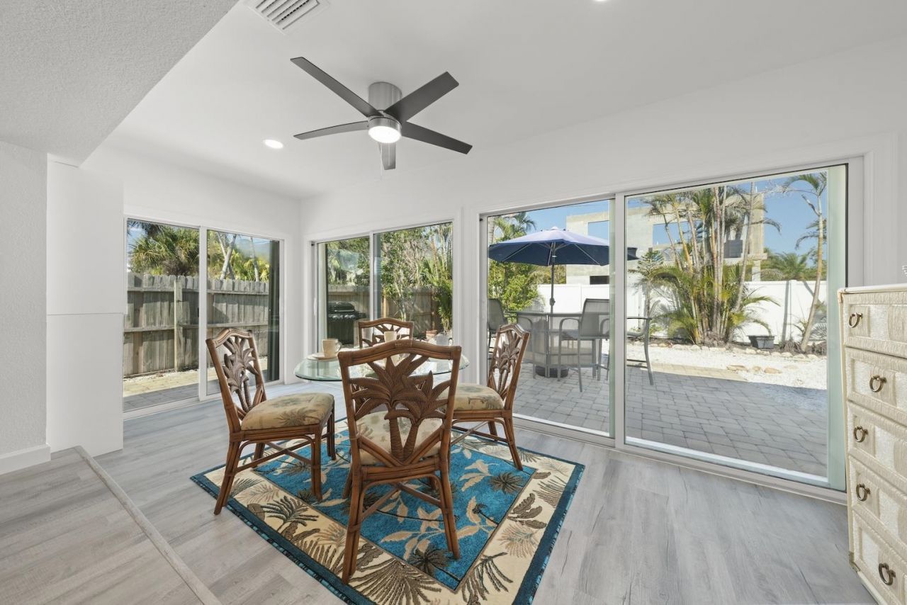 534 Piedmont Rd, Sanibel, FL 33957 Photo