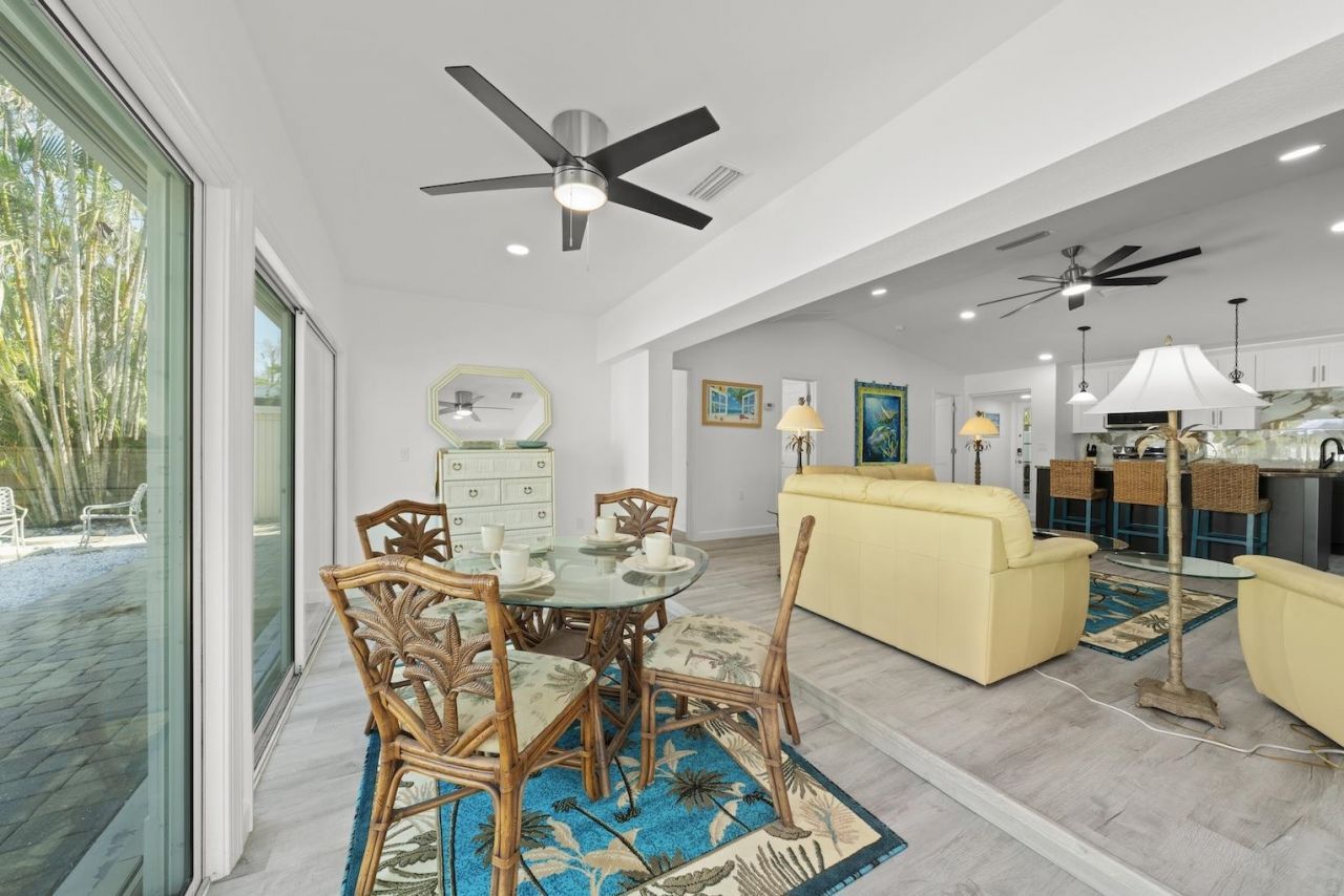 534 Piedmont Rd, Sanibel, FL 33957 Photo