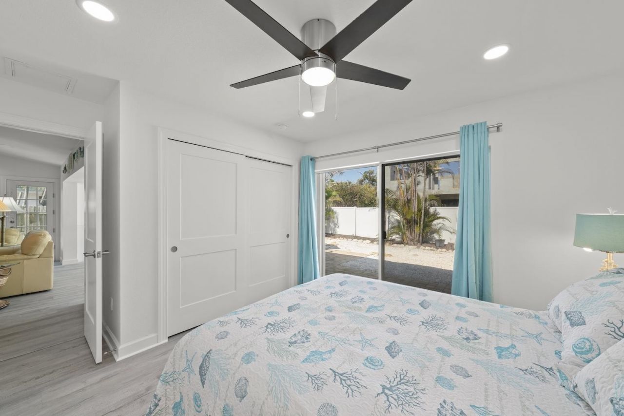 534 Piedmont Rd, Sanibel, FL 33957 Photo