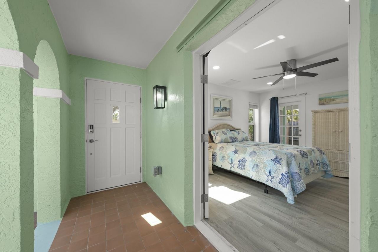 534 Piedmont Rd, Sanibel, FL 33957 Photo