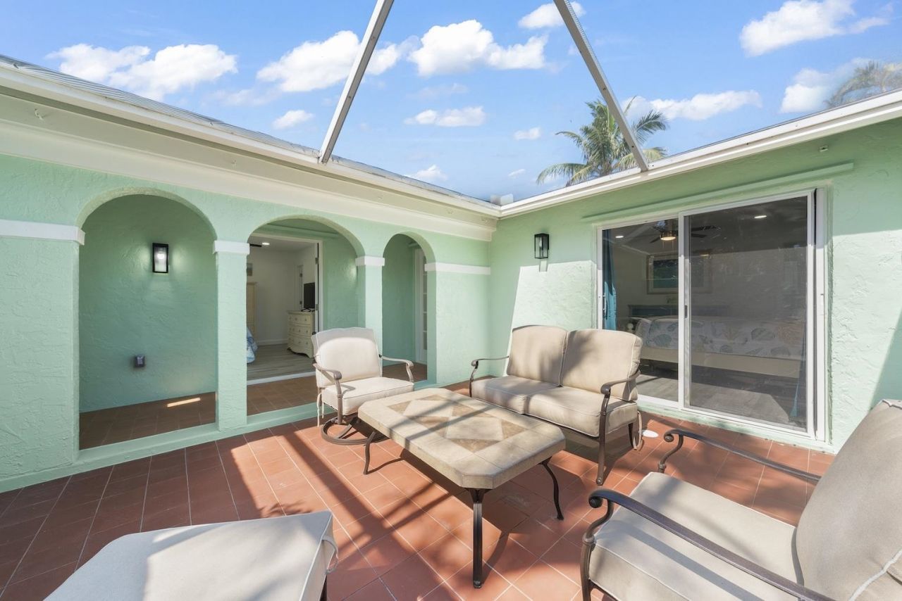 534 Piedmont Rd, Sanibel, FL 33957 Photo