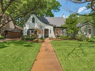1151 N Winnetka Avenue, Dallas, TX 75208