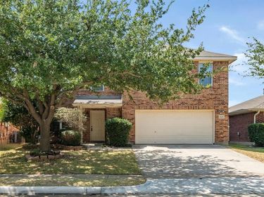 13249 Elmhurst Drive, Fort Worth, TX 76244