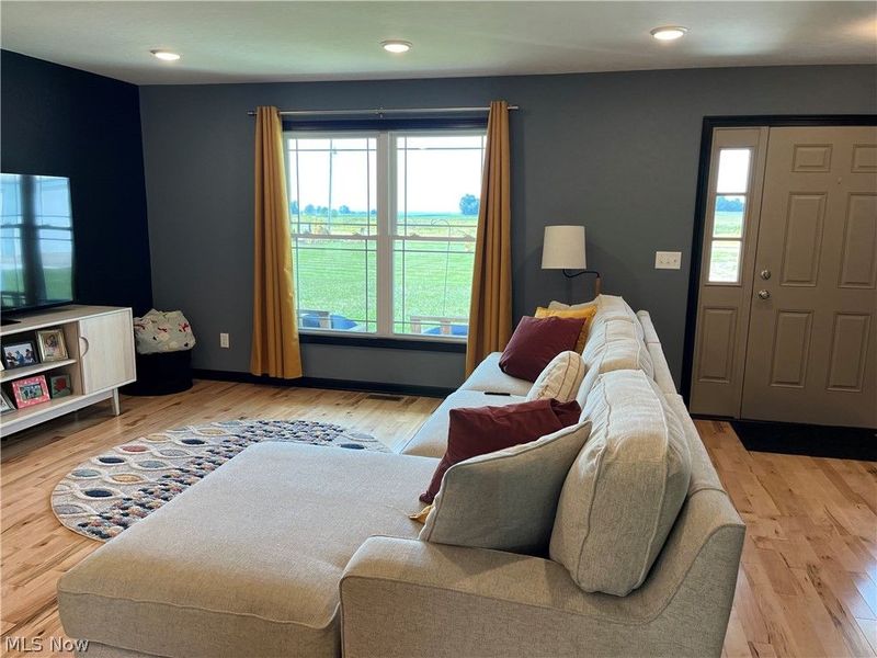 9175 Wohlgamuth Road, West Salem, OH 44287 Photo 4