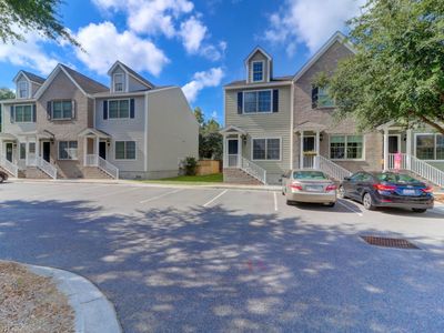 979 Bay Tree Circle, Unit 203, Mount Pleasant, SC 29464