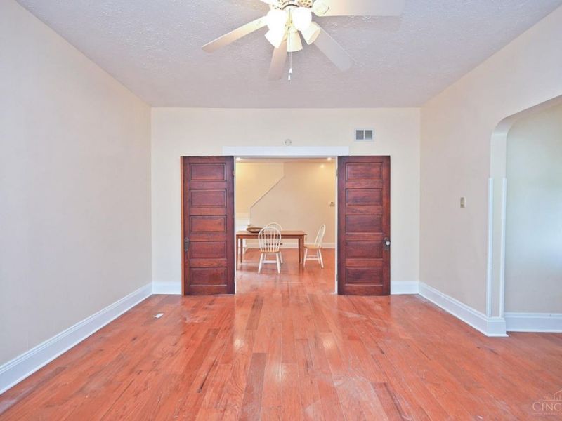 647 Delta Avenue, Cincinnati, OH 45226 Photo 10