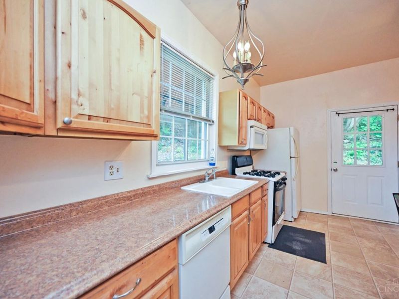 647 Delta Avenue, Cincinnati, OH 45226 Photo 24