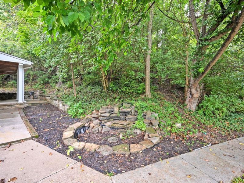 647 Delta Avenue, Cincinnati, OH 45226 Photo 3