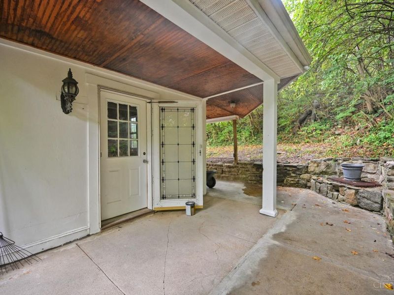 647 Delta Avenue, Cincinnati, OH 45226 Photo 49