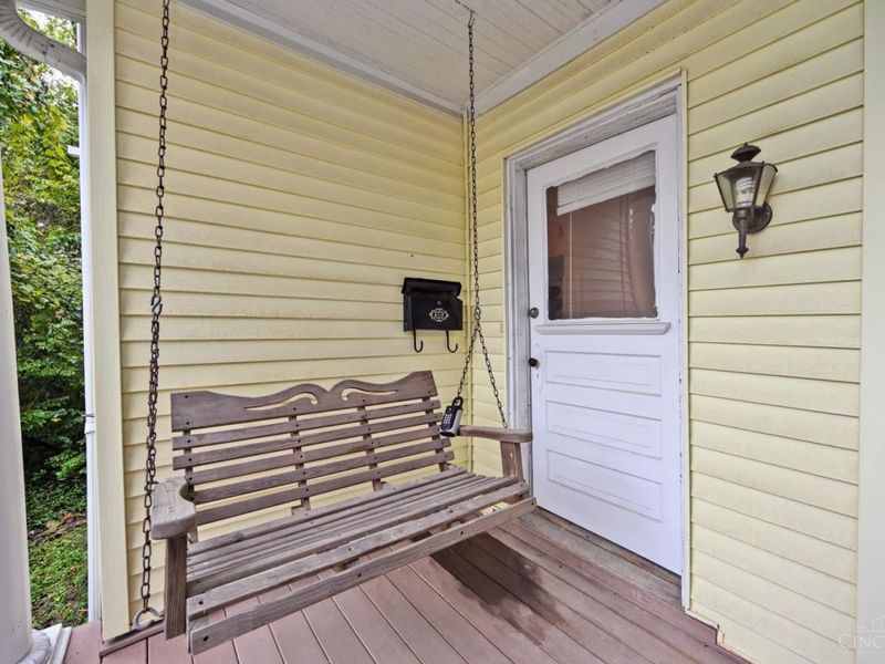 647 Delta Avenue, Cincinnati, OH 45226 Photo 7