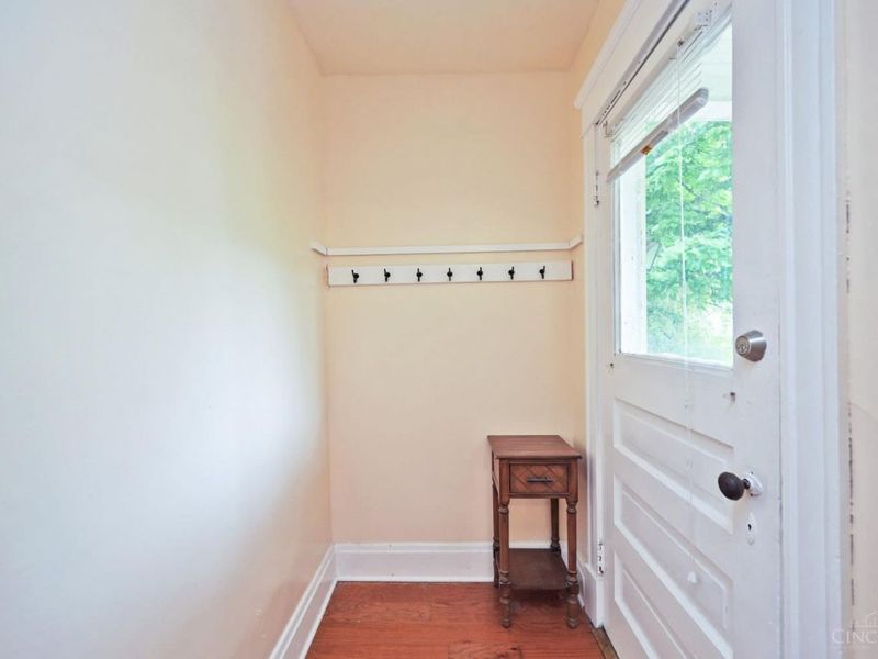 647 Delta Avenue, Cincinnati, OH 45226 Photo 8